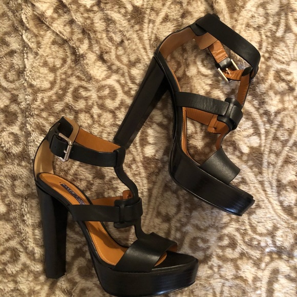 𝐑𝐚𝐥𝐩𝐡 𝐋𝐚𝐮𝐫𝐞𝐧 𝐏𝐥𝐚𝐭𝐟𝐨𝐫𝐦 𝐇𝐞𝐞𝐥𝐬 - Picture 2 of 8